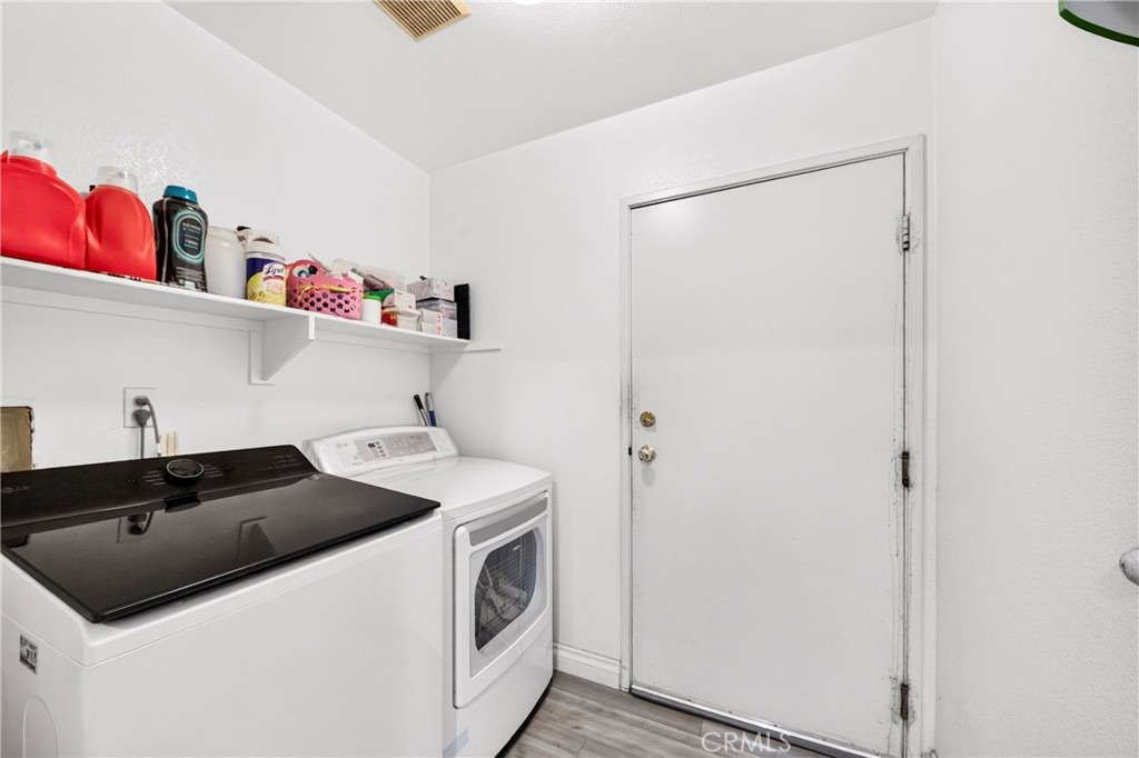 650 W Vermont Avenue 46 Property Photo 12