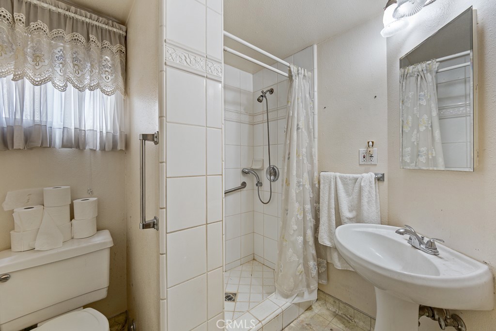 11326 Michelle Property Photo 26