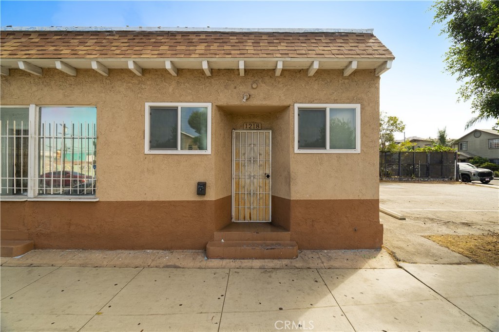 1218 Martin Luther King Jr. Avenue Property Photo 2