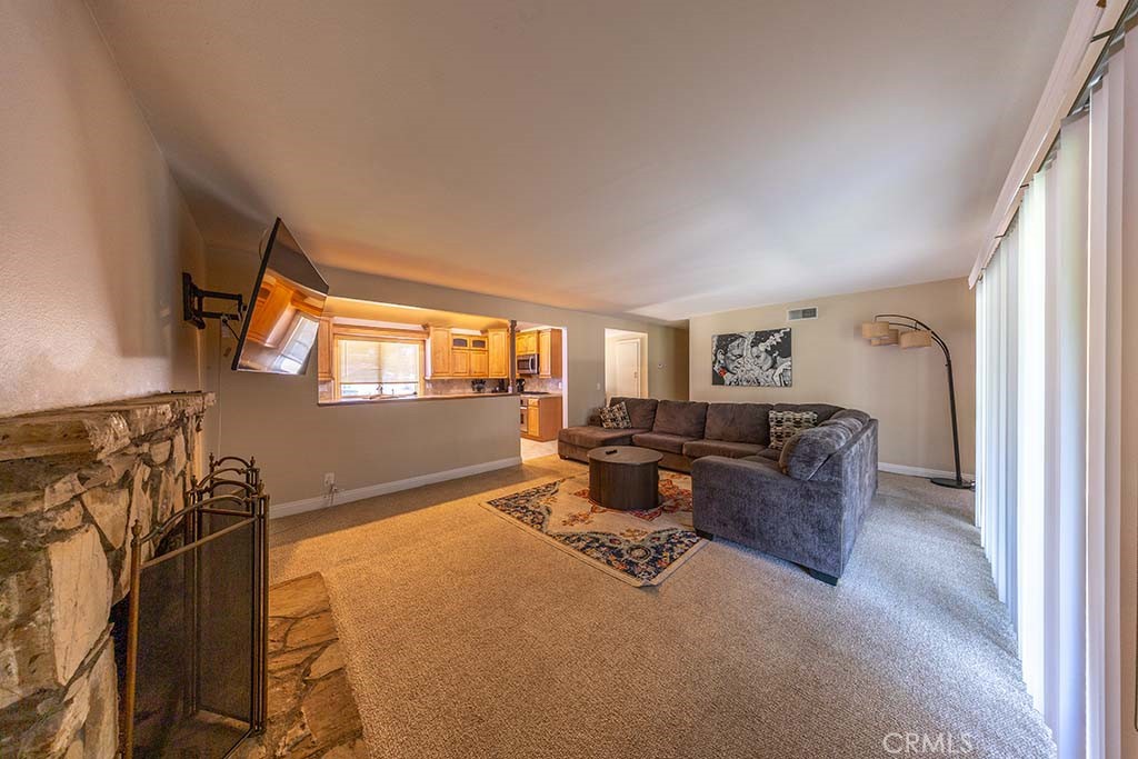 2831 Spruce Property Photo 3