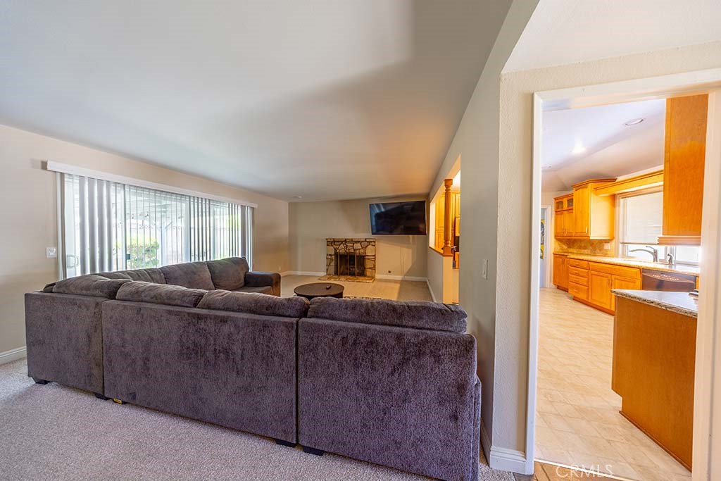2831 Spruce Property Photo 6