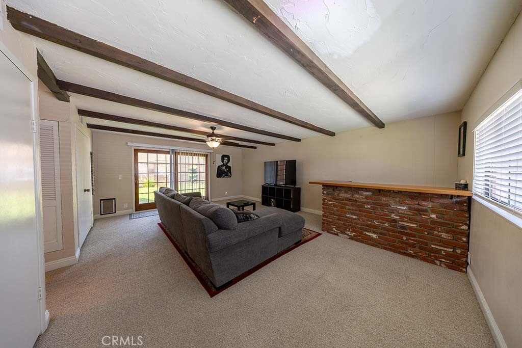 2831 Spruce Property Photo 11