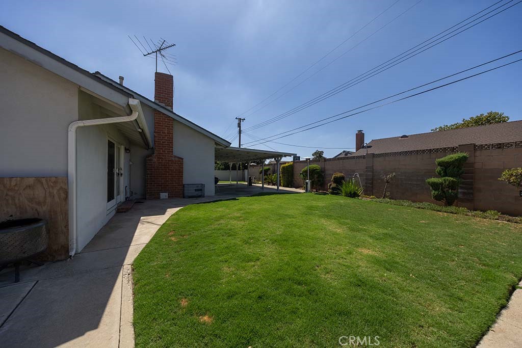 2831 Spruce Property Photo 13