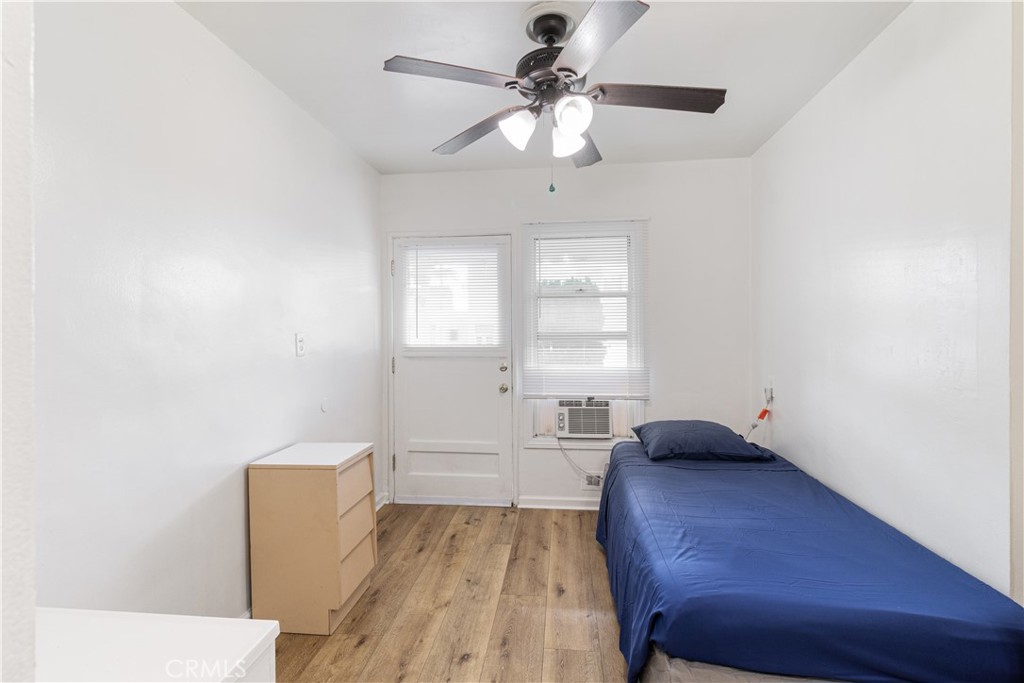 4420 4408 E Greenmeadow Property Photo 11
