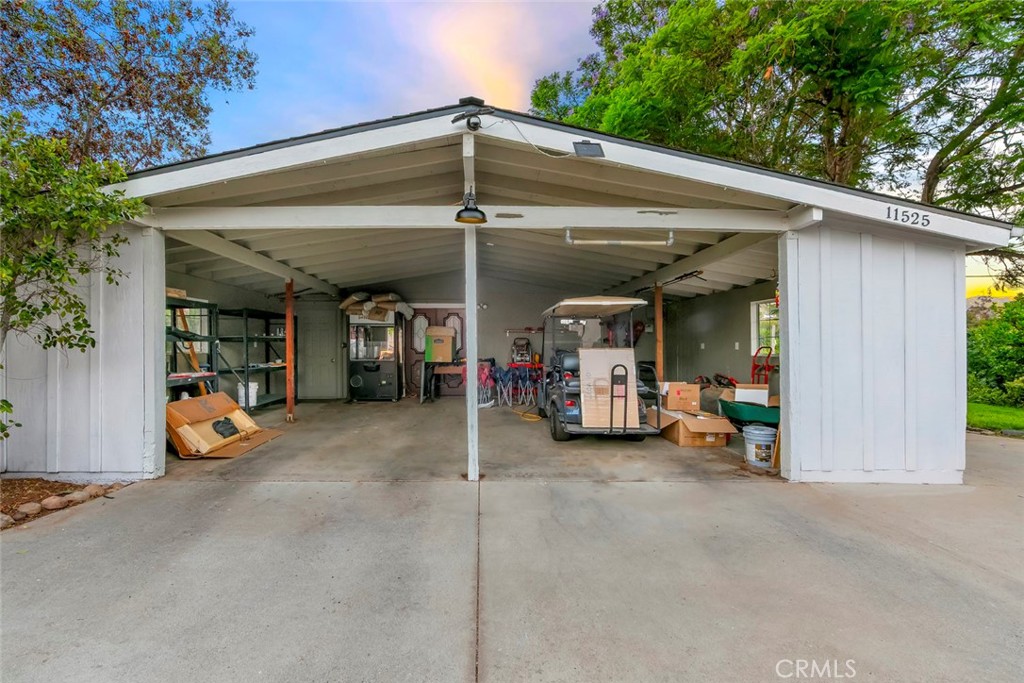 11525 Manzanita Property Photo 11