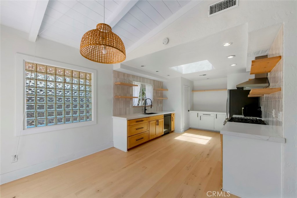 11525 Manzanita Property Photo 19