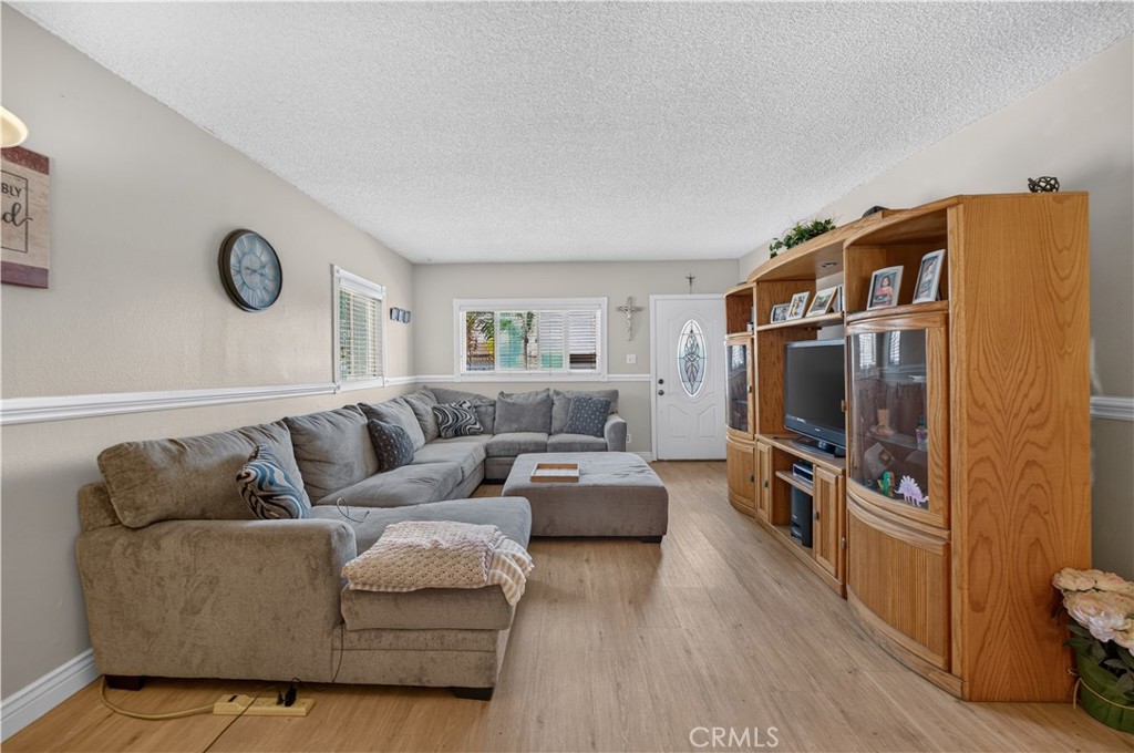 216 N Coolidge Avenue Property Photo 6