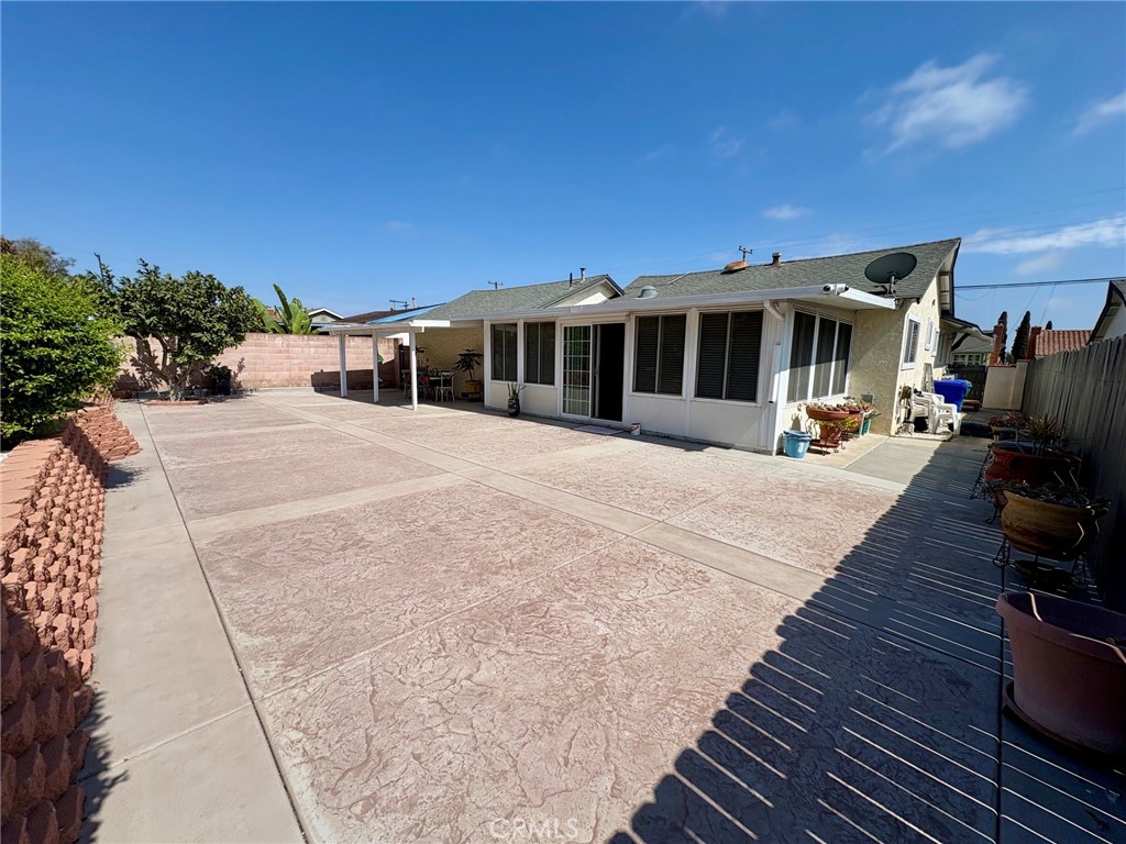 6158 Chadwick Property Photo 12