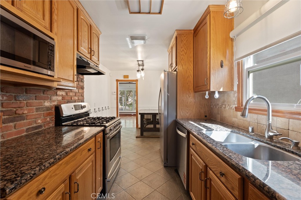 16221 Grand Property Photo 8