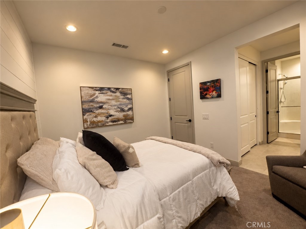 32229 Olea Property Photo 26