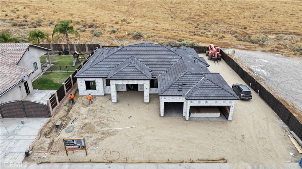 10672 Titanium Property Photo 2
