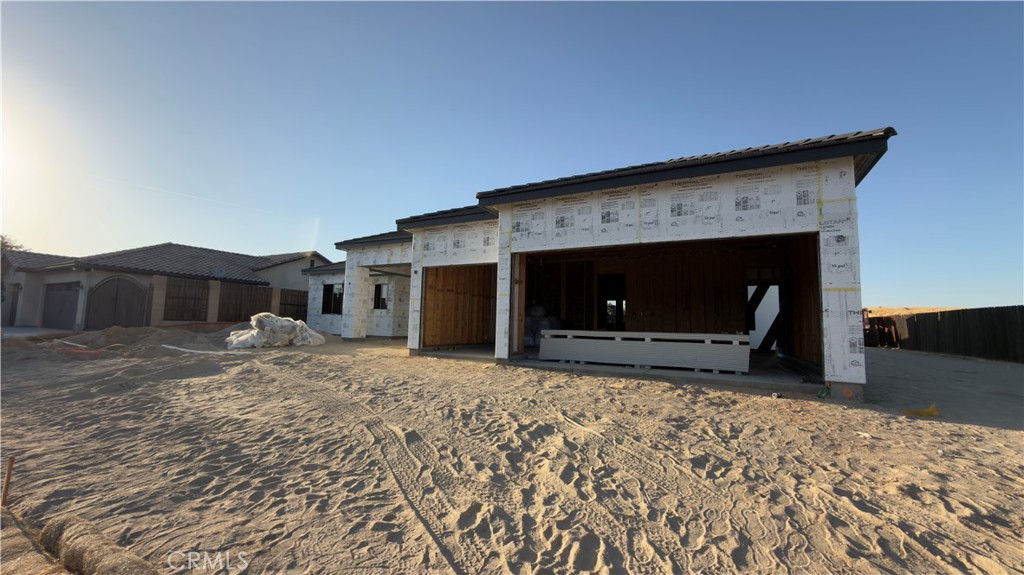 10672 Titanium Property Photo 7