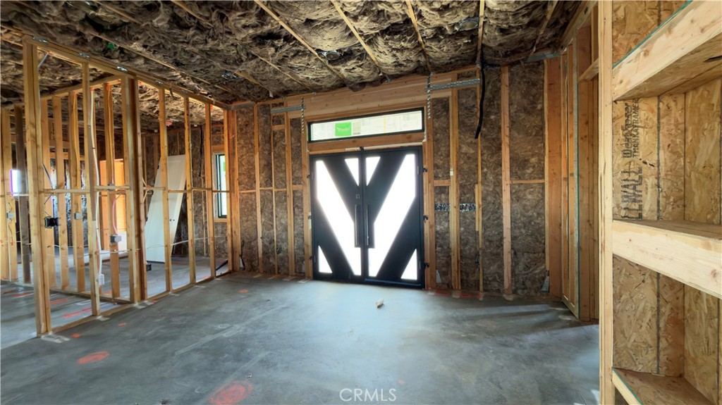 10672 Titanium Property Photo 17