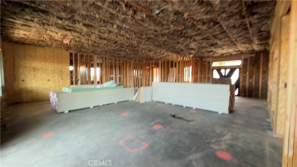 10672 Titanium Property Photo 19