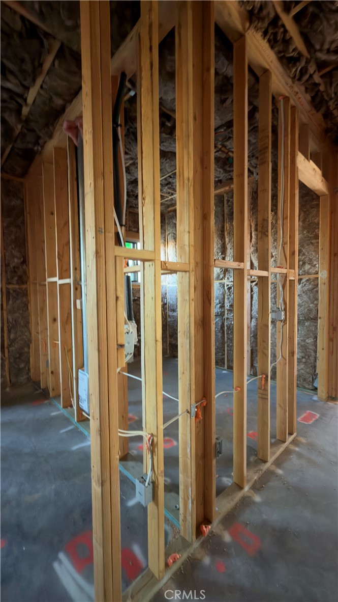 10672 Titanium Property Photo 26