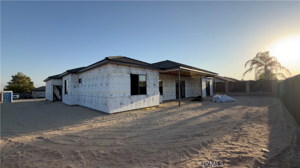 10672 Titanium Property Photo 30