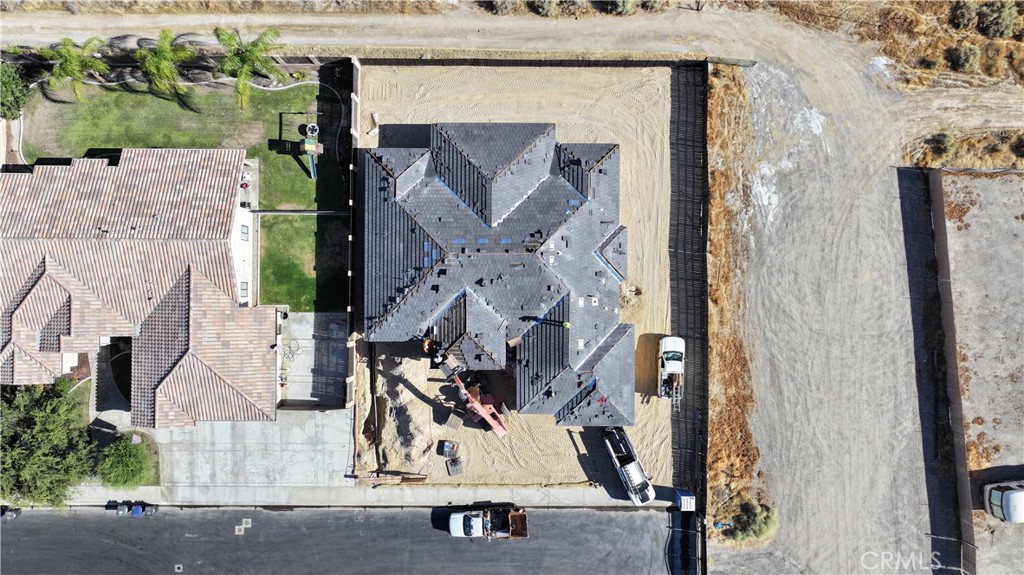 10672 Titanium Property Photo 43