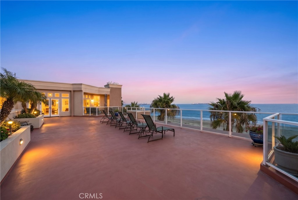 1500 E Ocean 718 Property Photo 8