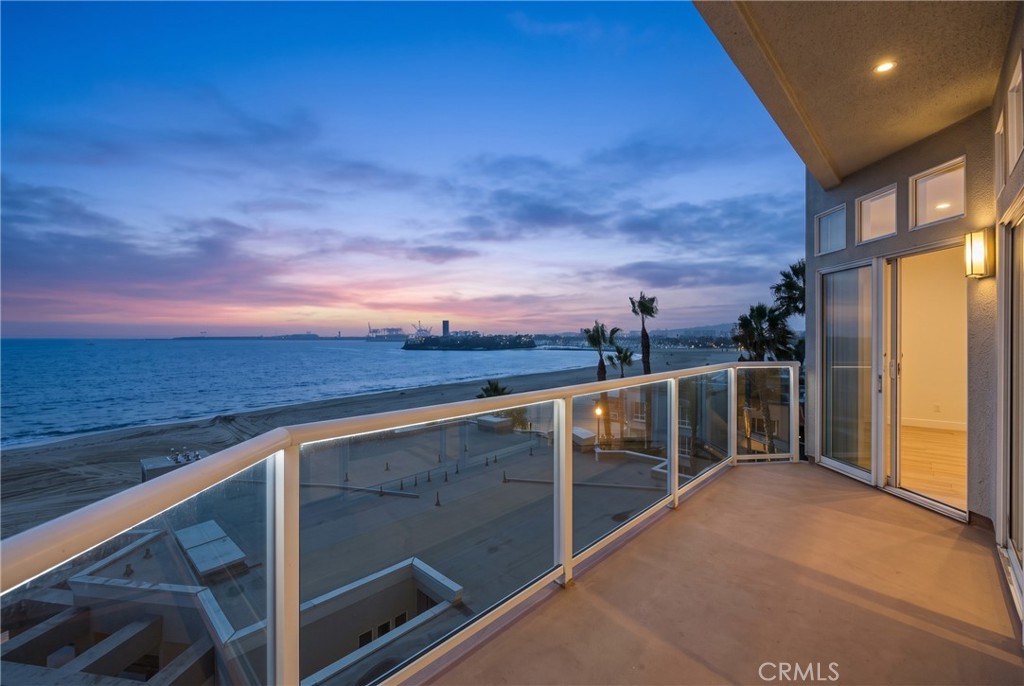 1500 E Ocean 718 Property Photo 9