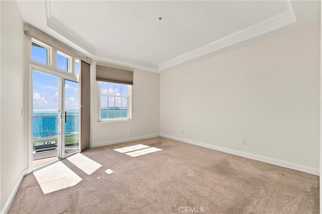 1500 E Ocean 718 Property Photo 18