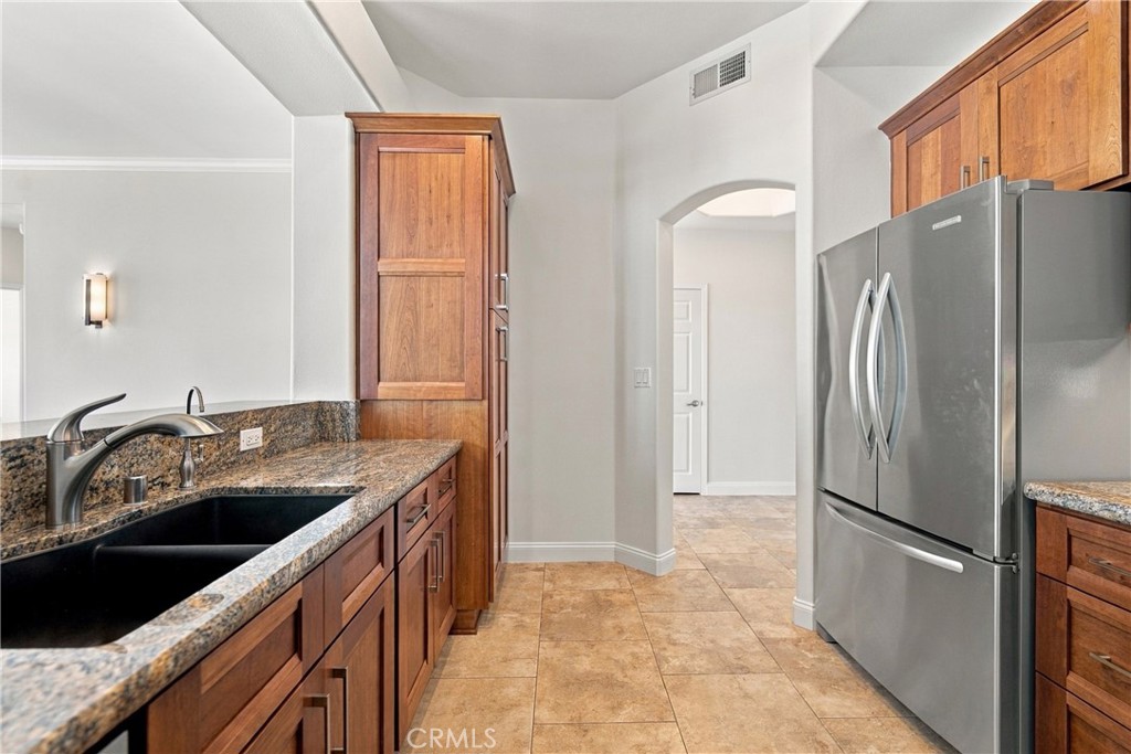 1500 E Ocean 718 Property Photo 28