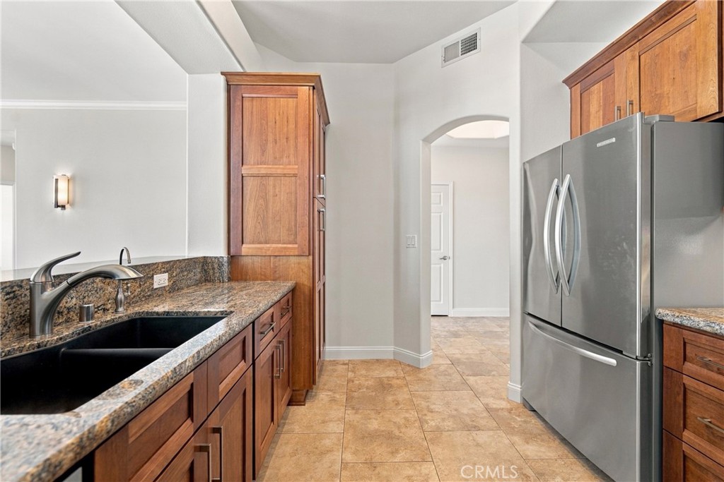 1500 E Ocean 718 Property Photo 28