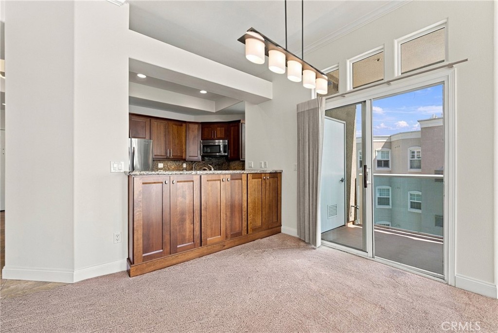 1500 E Ocean 718 Property Photo 35