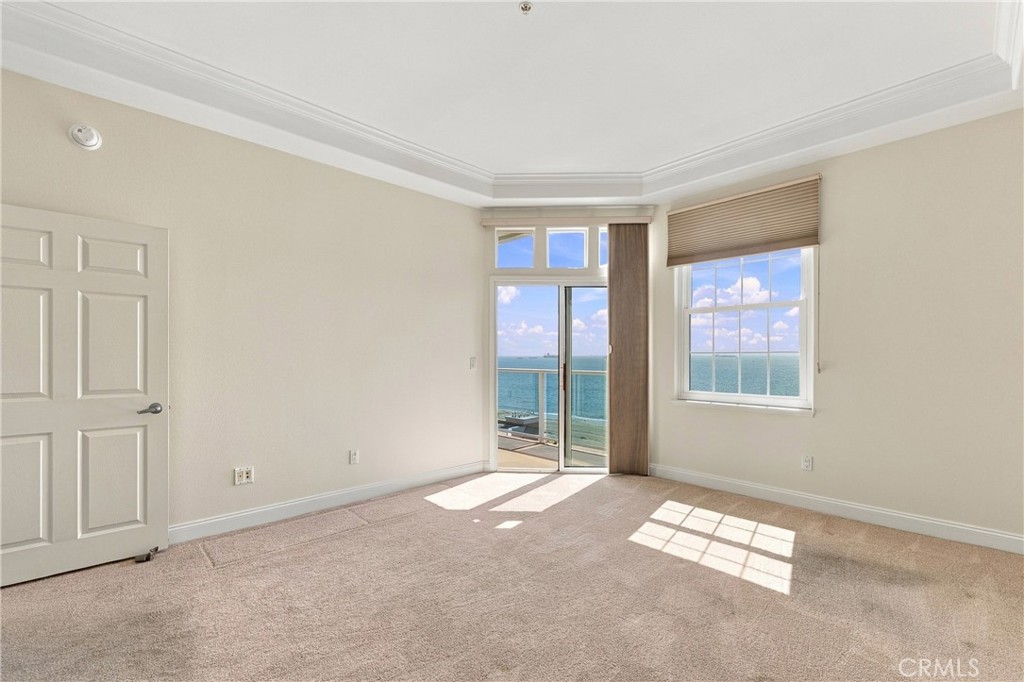 1500 E Ocean 718 Property Photo 38