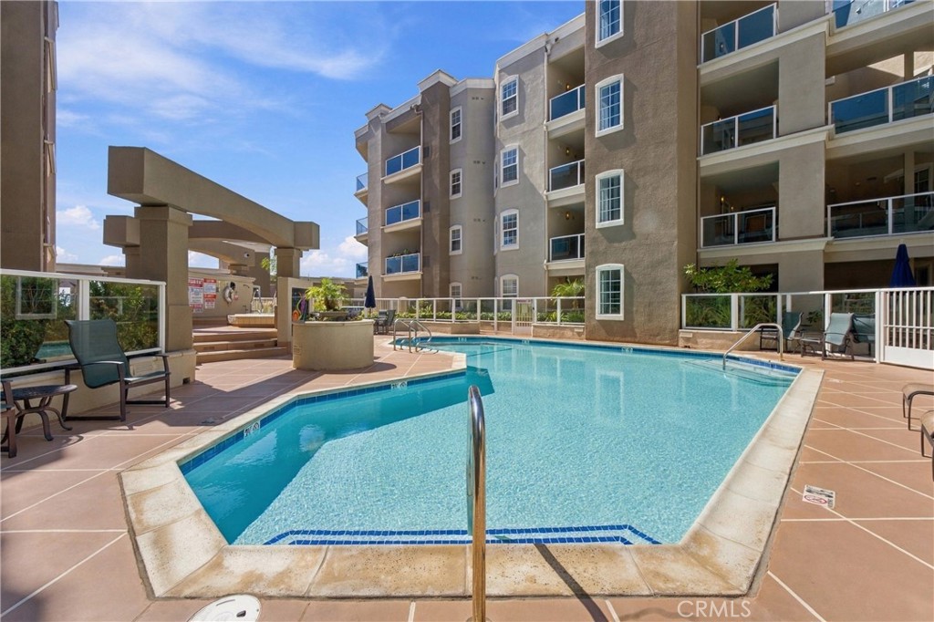 1500 E Ocean 718 Property Photo 45