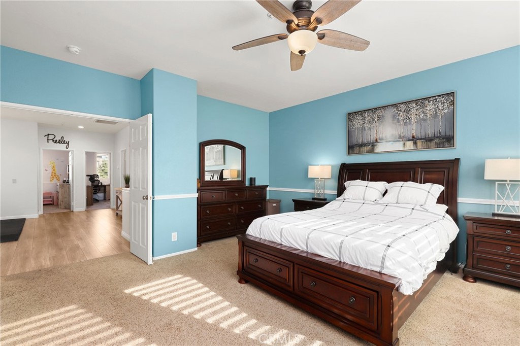 470 N Londonderry Lane A Property Photo 25
