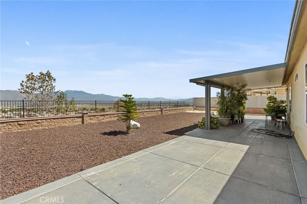 553 Chalakat Court Property Photo 27