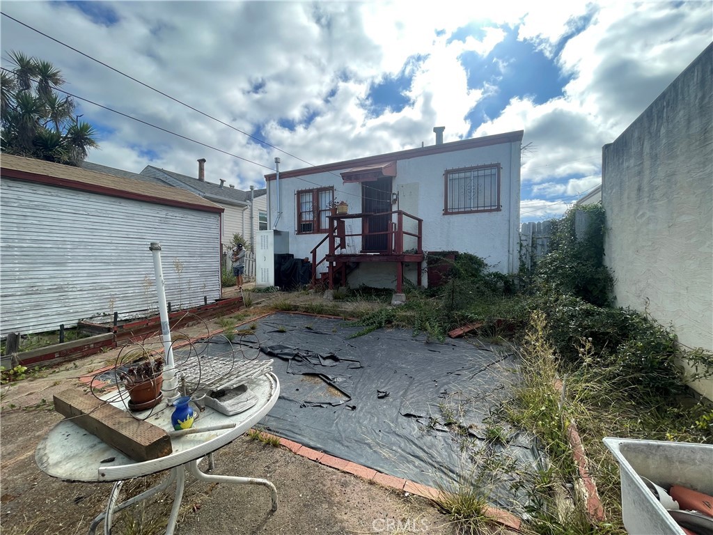 3063 Maple Avenue Property Photo 2
