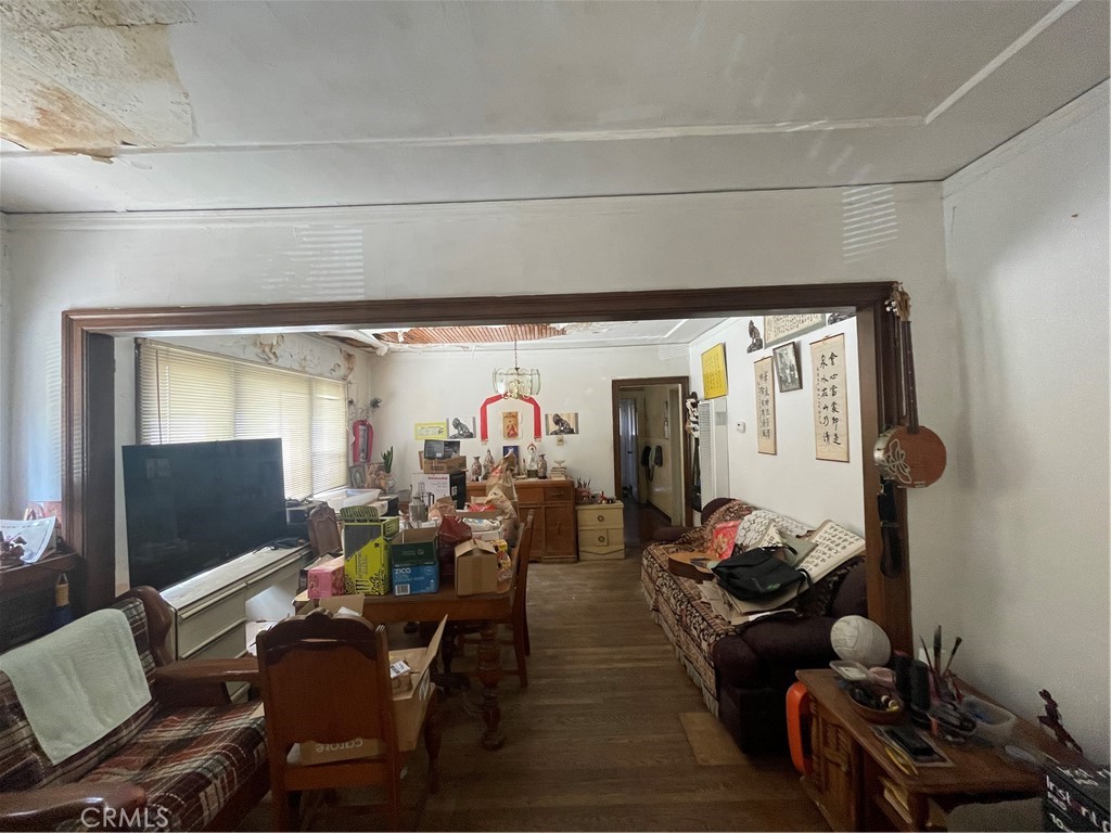 3063 Maple Avenue Property Photo 4