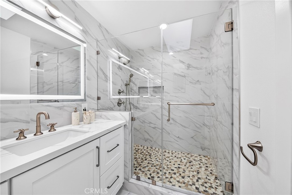 5174 Fox Hills Avenue Property Photo 21