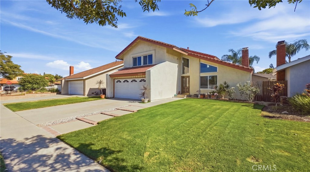 6080 E Avenida Arbol