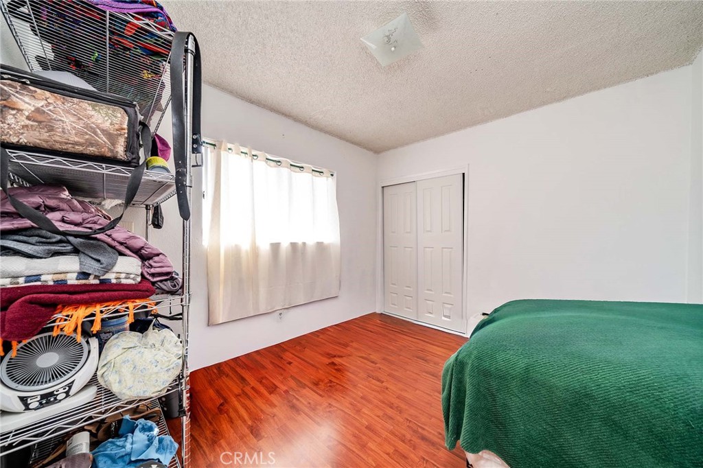 1378 E Vernon Property Photo 33