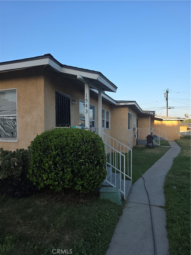 1543 Sepulveda Property Photo 2