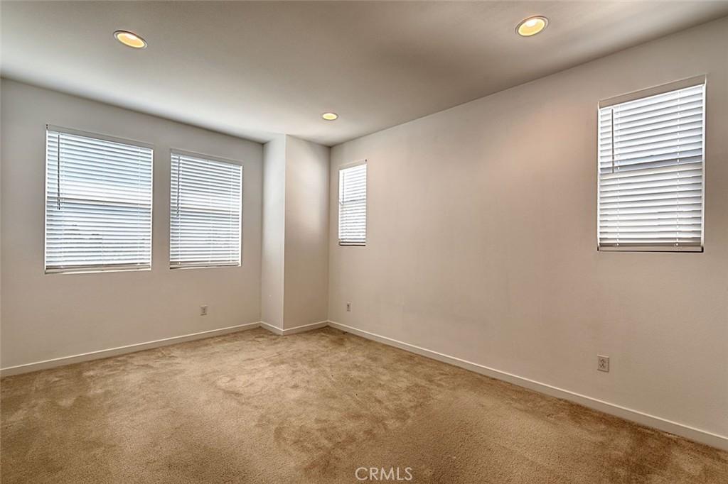 428 Broadway Property Photo 17