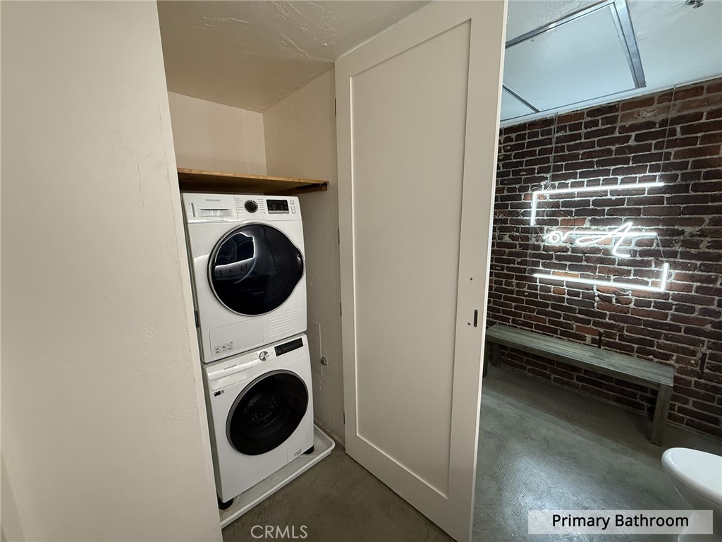 835 Locust 518 Property Photo 44