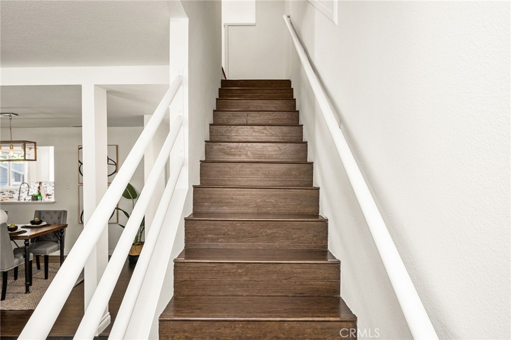 621 W Fletcher 24 Property Photo 29