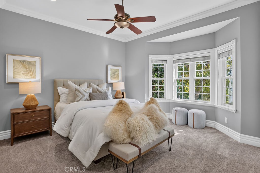 19041 Cerro Villa Drive Property Photo 18