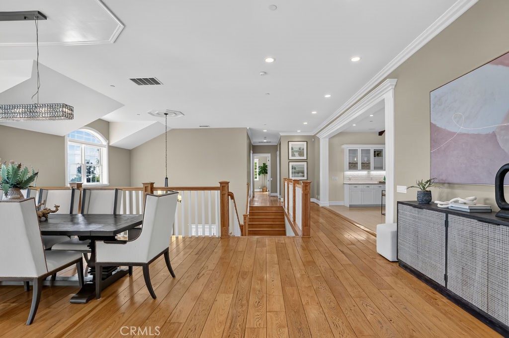 19041 Cerro Villa Drive Property Photo 28