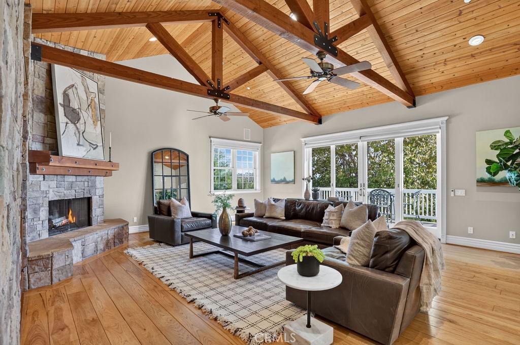 19041 Cerro Villa Drive Property Photo 30