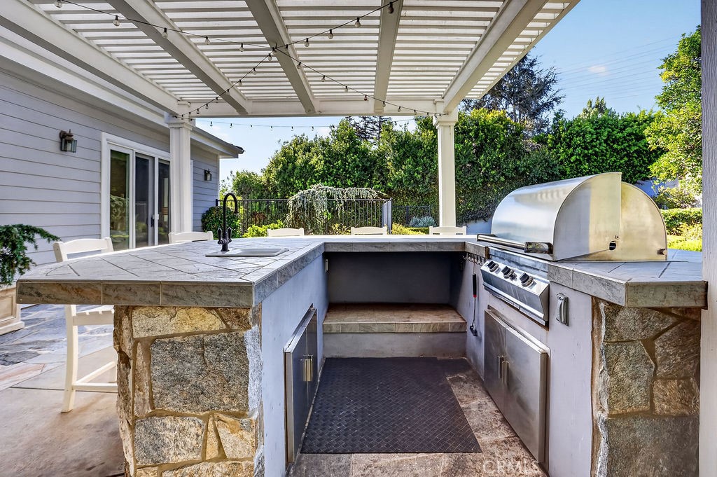 19041 Cerro Villa Drive Property Photo 46