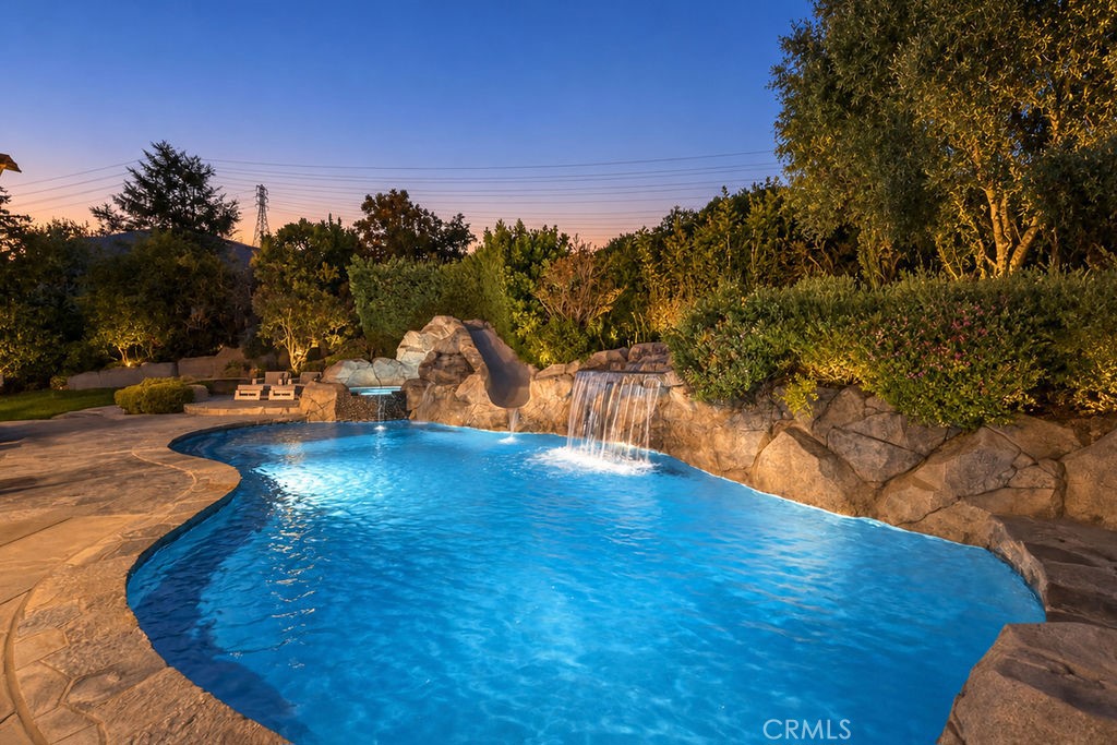 19041 Cerro Villa Drive Property Photo 49