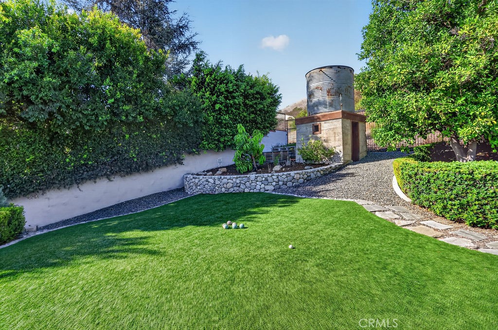 19041 Cerro Villa Drive Property Photo 58