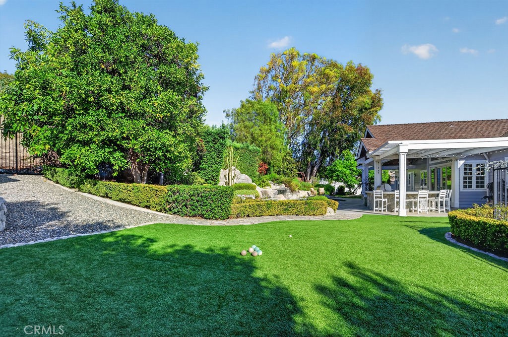19041 Cerro Villa Drive Property Photo 59