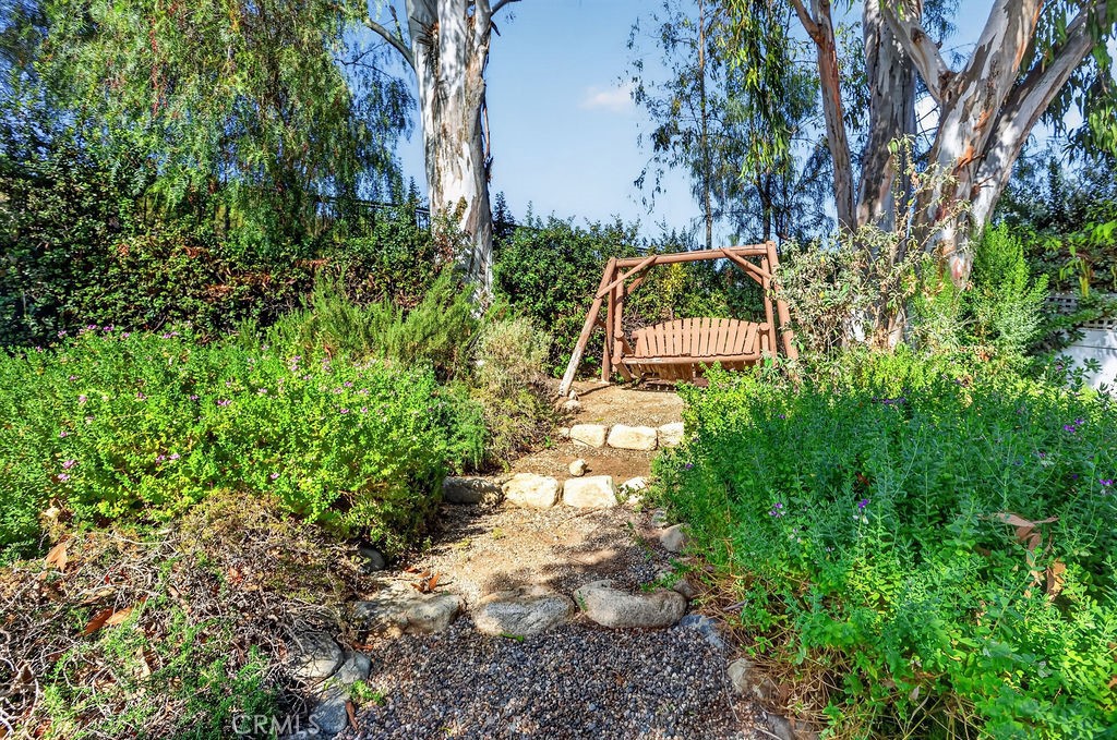 19041 Cerro Villa Drive Property Photo 63