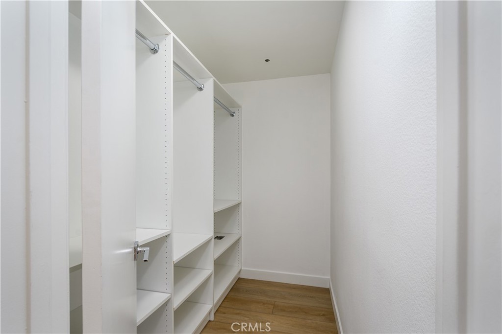 35 Linden 202 Property Photo 14
