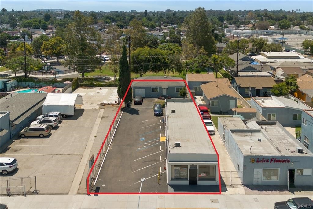 330 E Market Street Property Photo 6